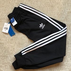 adidas Bottoms - NWT Adidas youth pants adidas Bottoms - NWT Adidas youth pants